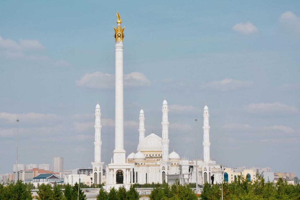 ashgabat white marble buildings